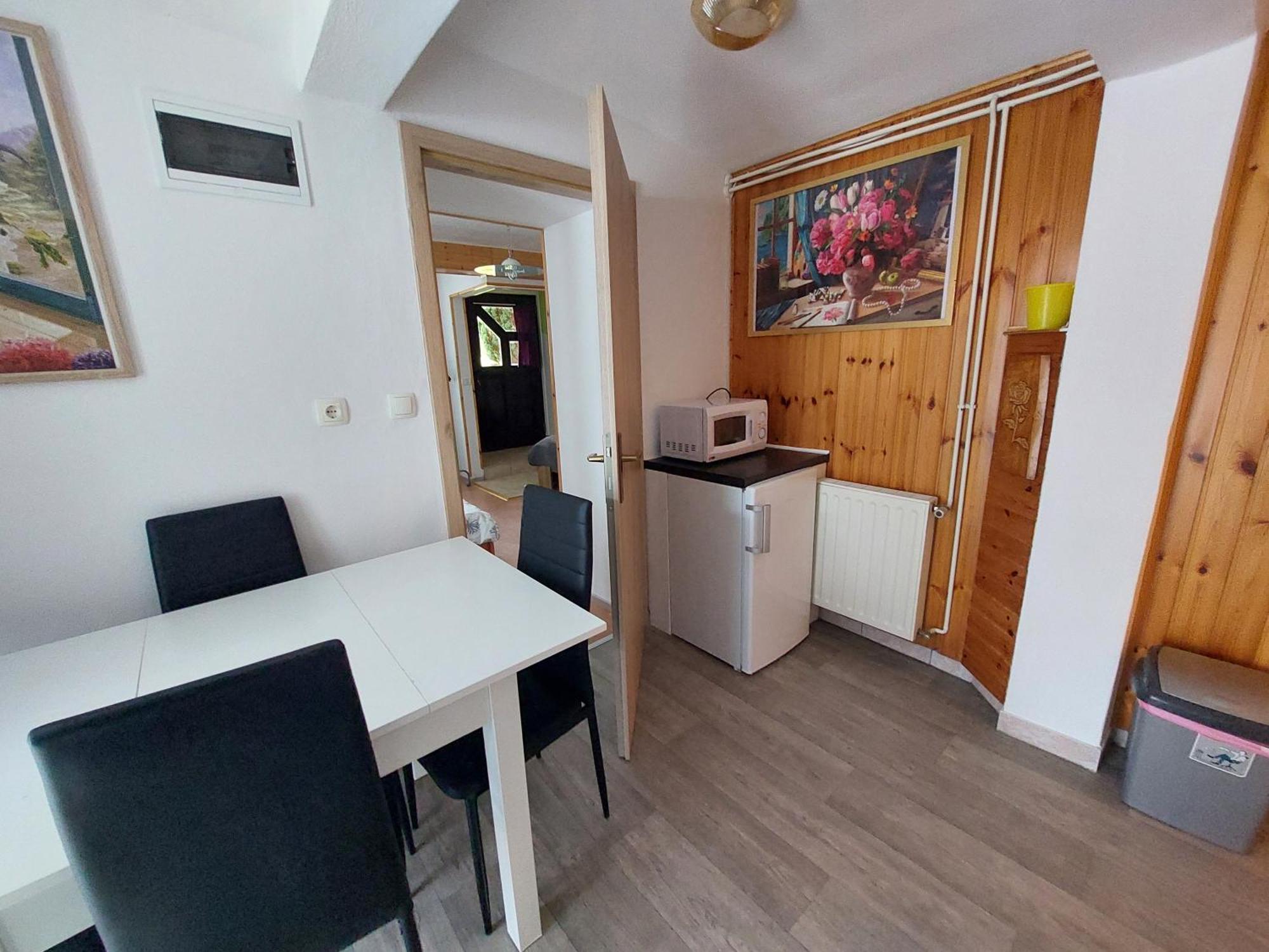 Apartment Carli-Jurc كوباريد المظهر الخارجي الصورة